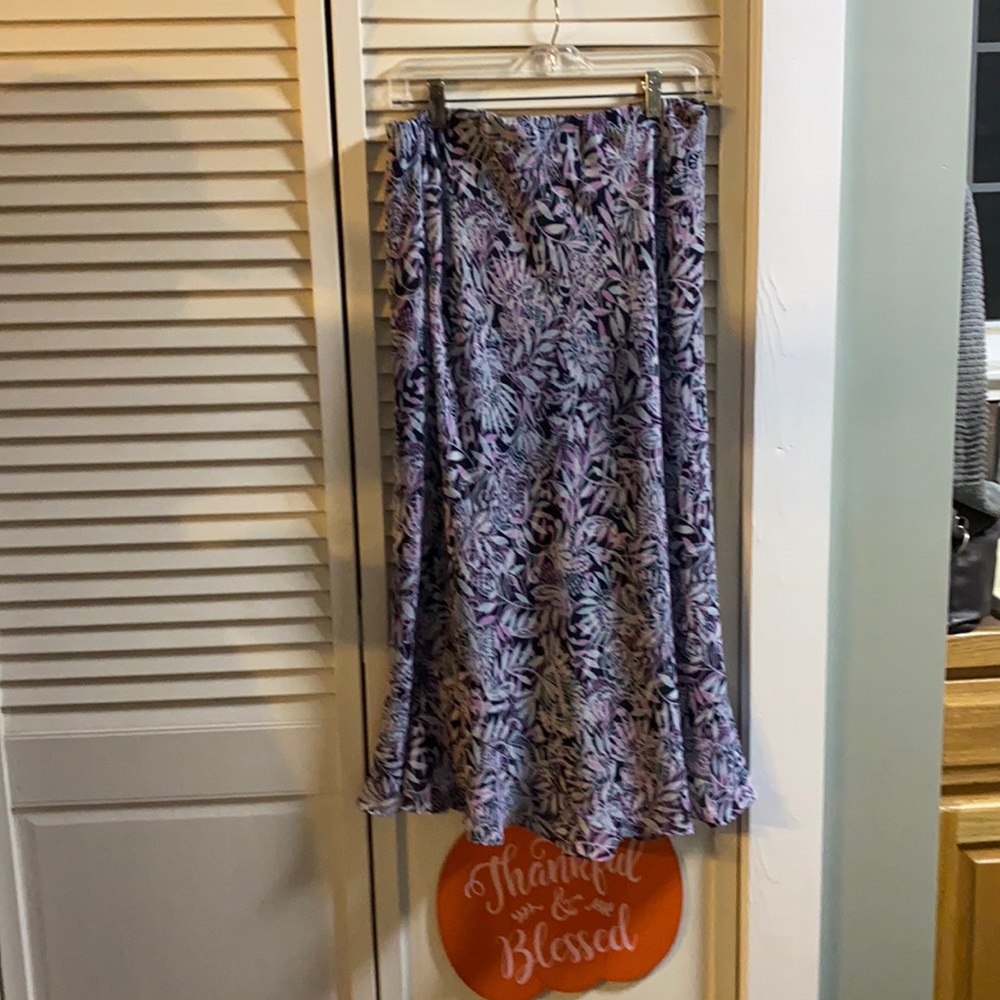 Notations size large skirt
